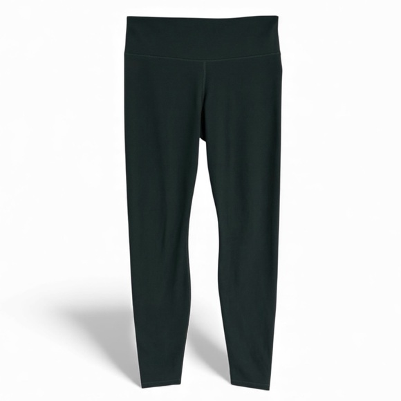 Fabletics 7/8 Length Mid Rise Leggings Athleisure Yoga Pants Hunter Green XS - Picture 1 of 3